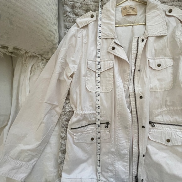 Lily Aldridge for VELVET, light weight jacket, off white, 100% cotton - Picture 7 of 9